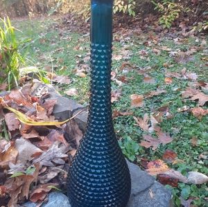 VINTAGE.MCM EMPOLI ITALY DARK TEAL DIAMOND POINT GLASS GENIE BOTTLE DECANTER.